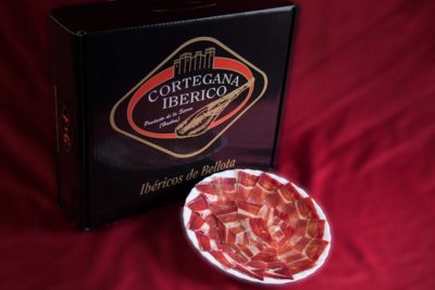 Loncheado a mano de Jamón de Bellota 100% Ibérico