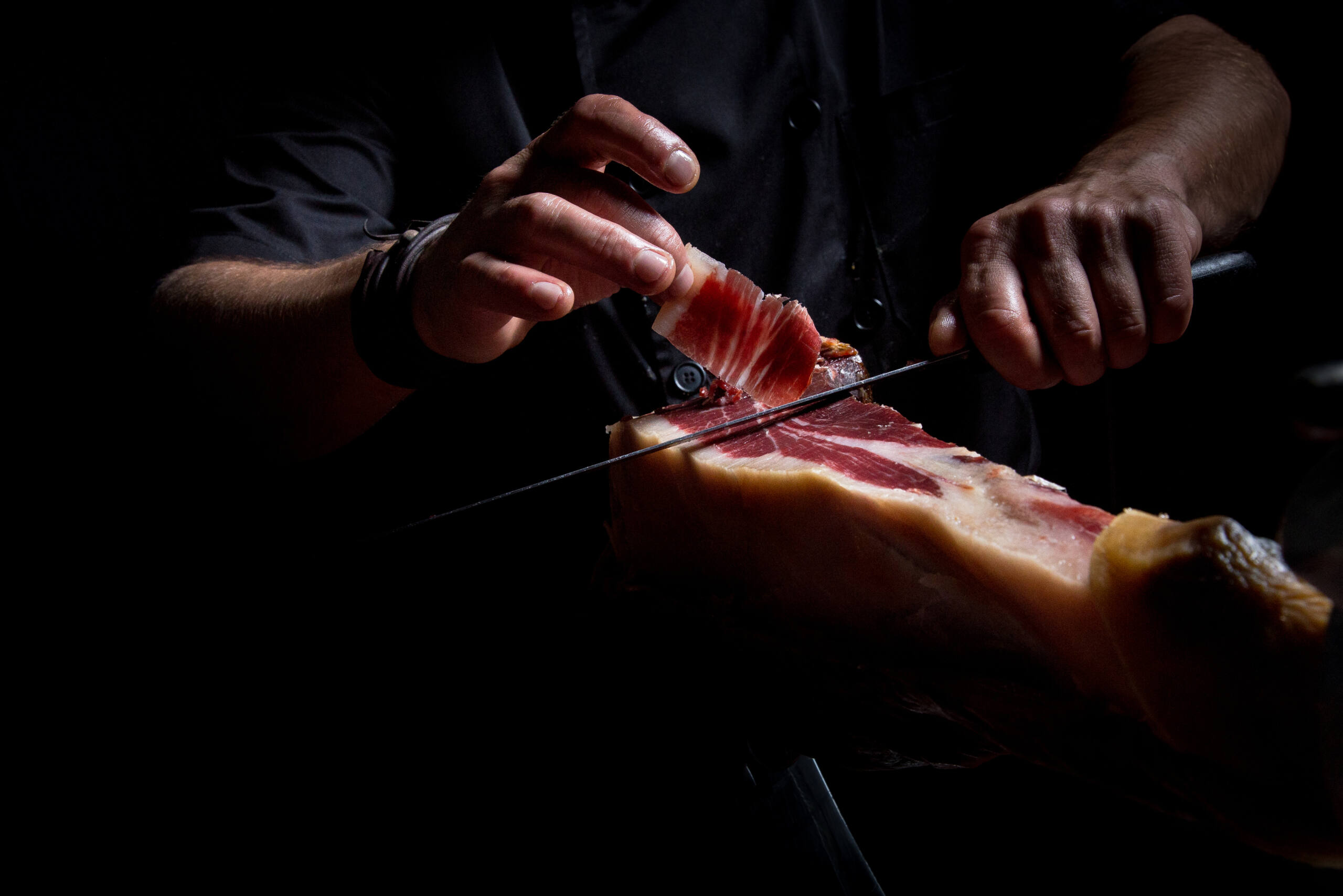 Cinco detalles en los que debes fijarte para elegir un jamón ibérico de verdad